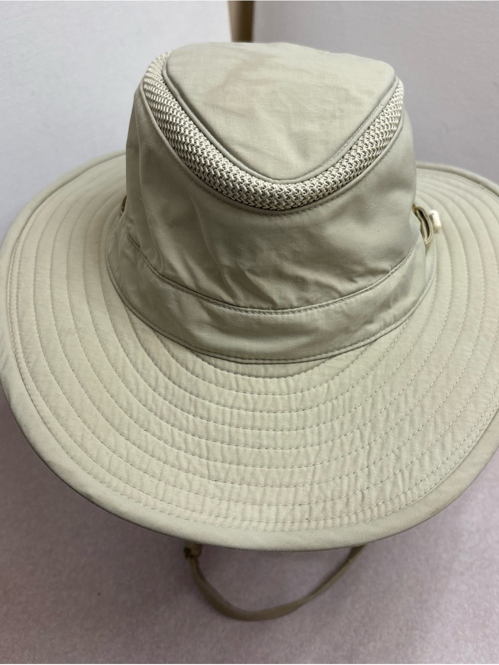Tilley LTM6 Airflo Hat Mens 7 1/8" Olive Khaki Green Wide Brim Mesh Vent Fishing